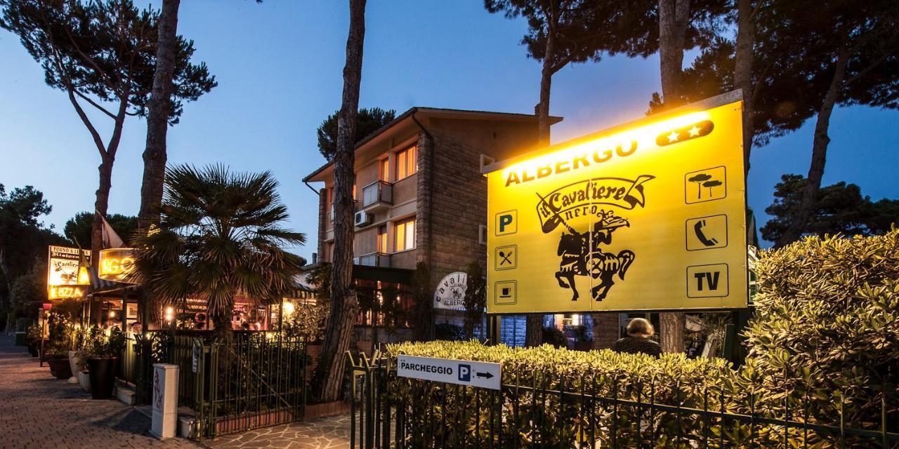 Hotel Il Cavaliere Nero Тирения Екстериор снимка