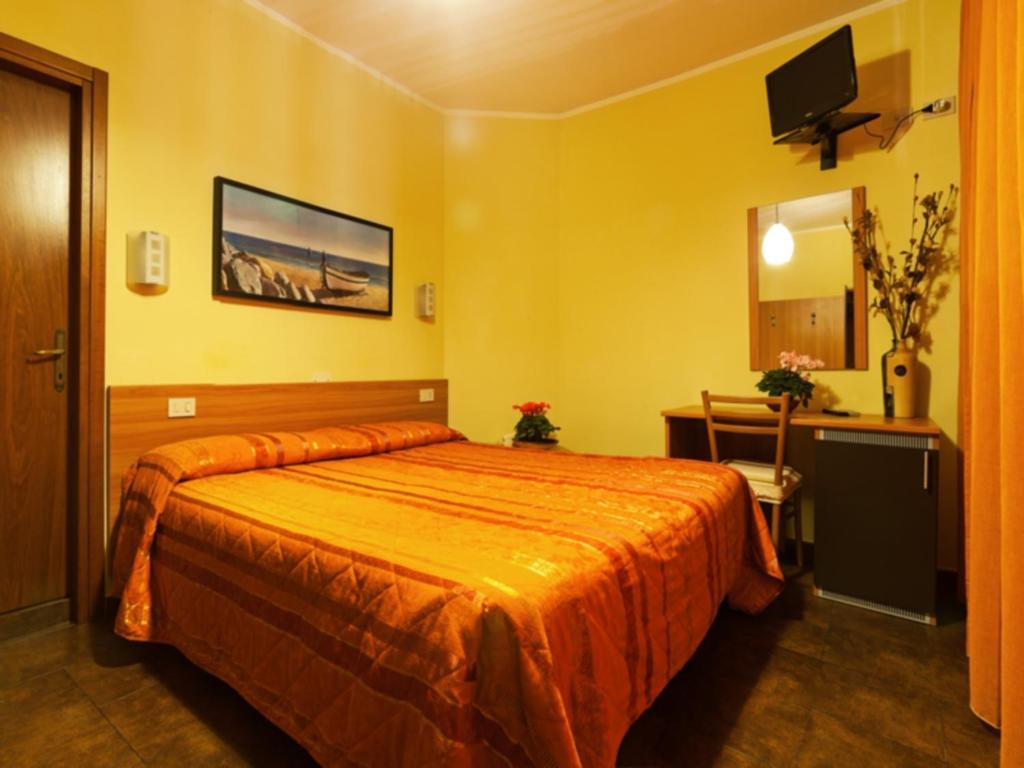 Hotel Il Cavaliere Nero Тирения Стая снимка