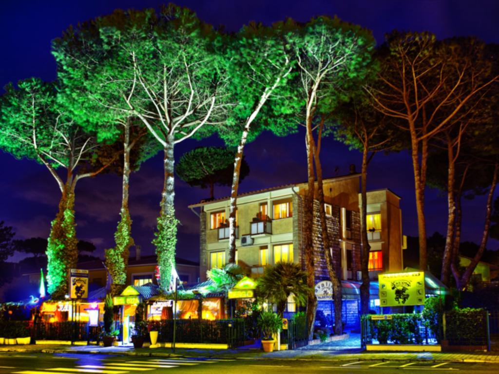 Hotel Il Cavaliere Nero Тирения Екстериор снимка
